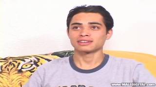 Sebastian Rodriguez se tornará seu gay latino favorito