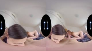 Menàge a tròis com duas ninfetinhas lindíssimas gravado em RV