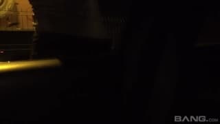 Chupando pênis em casa, no carro e em qualquer outro lugar.