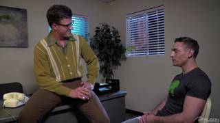 JJ Knight sempre se diverte com Fane Roberts JJ Knight sempre se diverte com Fane Roberts