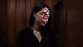 O confessionário é transformado em um Gloryhole O confessionário é transformado em um Gloryhole