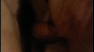 Porno gay vintage com um dildo e uma chupada de pinto