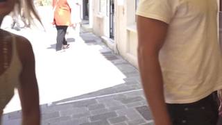 Filmes de câmera ocultos mamilos duros de loira