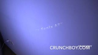 Garotos sensuais curtindo sexo sem camisinha no sofá Garotos sensuais curtindo sexo sem camisinha no sofá