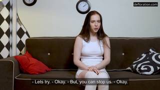 Daria Kuka, a virgem, quer se tornar a rainha do pornô