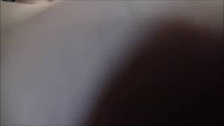 Kate Dee é uma mamãe gostosa em um trio