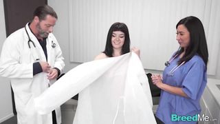 Velhos com Garotas, Jovem Gótica, Uniforme, Cenários XXX, Enfermeira, Hardcore, Erótico