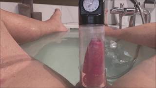 DomRodHunkDad usa sua nova bomba de sucção DomRodHunkDad usa sua nova bomba de sucção