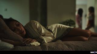 Cena noturna com as lésbicas Avery Black, Nicole e Scarlett