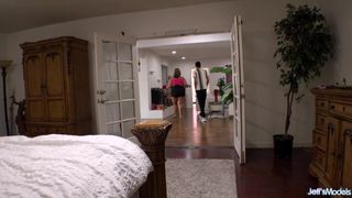 BBW fodida na sala de estar por um negro bem dotado