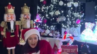 É Natal e é hora de comemorar com um novo brinquedo sexual É Natal e é hora de comemorar com um novo brinquedo sexual