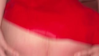 Lea Chipie é uma diabinha excitada pronta para transar