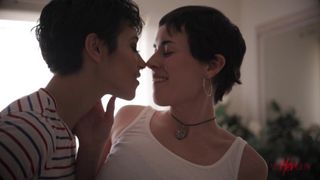 Olive Glass se excita com Brooklyn Gray porque ela se parece muito com ela